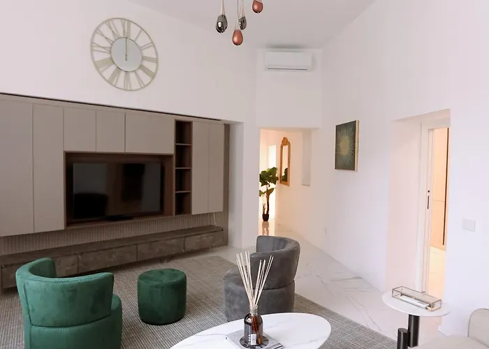 Duomo - Esclusive Luxury شقة